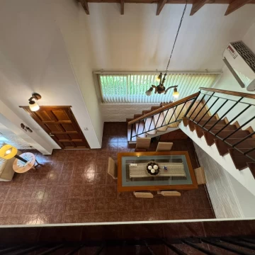 CASA APTO CREDITO EN VENTA-PISCINA JARDIN FOGONERO-MASCHWITZ PRIVADO