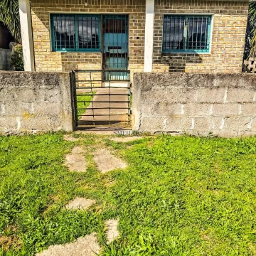 Casa en venta en La Paz con 2 dormitorios