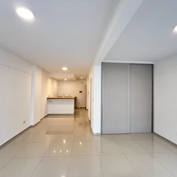 Alquiler Departamento Rosario Abasto Monoambiente Planta Baja Nuevo A/C Hospital HPR.