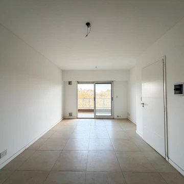 VENTA- Departamento 2 Dormitorios Con Patio