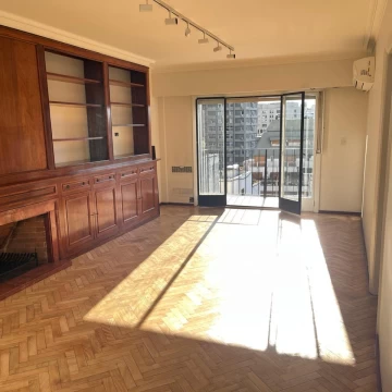 Semipiso en Retiro: Piso Alto Muy Luminoso, 2 Dorm   Escritorio y Balcón Corrido