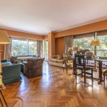 VENTA EXCLUSIVO PISO sobre AV. ALVEAR Y PARERA, RECOLETA