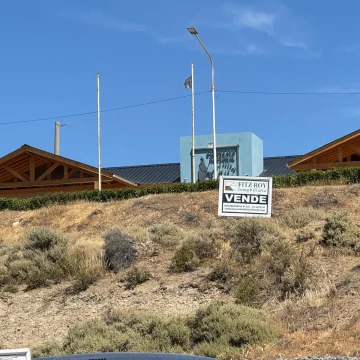 VENTA GRAN ESQUINA S RUTA 3 EN INGRESO CALETA OLIVIA