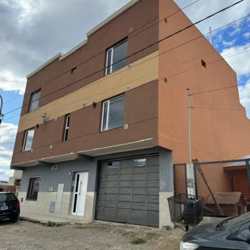 OPORTUNIDAD! VENTA DE 5 DEPTOS, B^ CHALTEN, CALETA OLIVIA