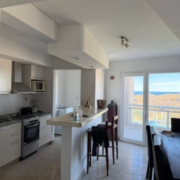 VENTA DUPLEX 3 AMB C/ PARRILLA + COCHERA, LAS GRUTAS