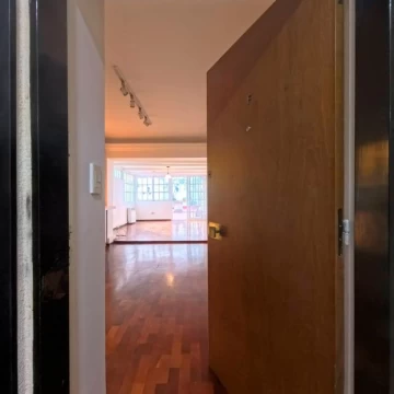 VENTA DEPTO 2 AMBIENTES CON GRAN TERRAZA, RECOLETA