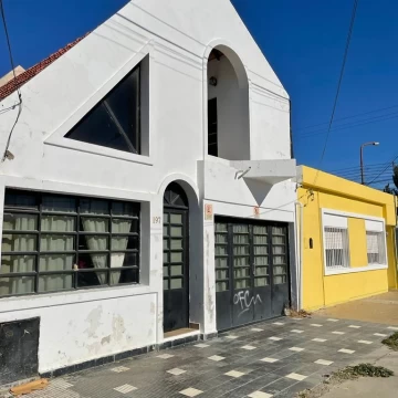 VENTA DE DUPLEX Y CASA EN CÉNTRO CALETA OLIVIA