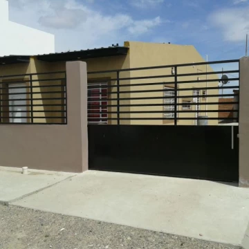 Casa en venta Zona Este 4 ambientes