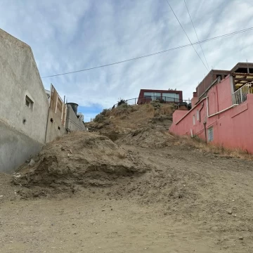 RETASADO Venta de Lote en COSTA DEL SOL, CALETA OLIVIA.