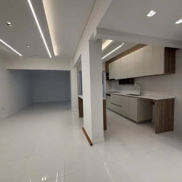 Departamento 3 Ambientes en Planta Baja en Palermo Chico Reciclado a Nuevo Patio Apto Profesional