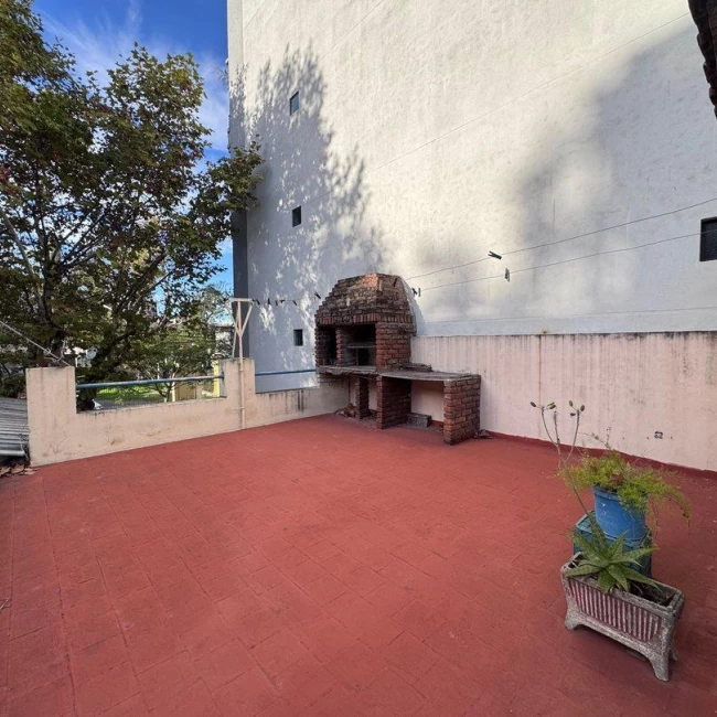 Venta Casa 4 ambientes con terraza en Parque Chas