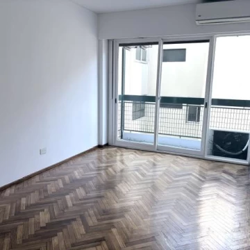 ALQUILER 2 amb con gastos incluidos - Seguridad 24hs y Cochera fija - Arroyo y Suipacha