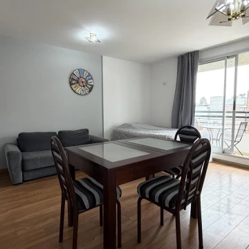 VENTA DEPARTAMENTO MONOAMBIENTE CON COCHERA EQUIPADO SOBRE AV. FRANCIA