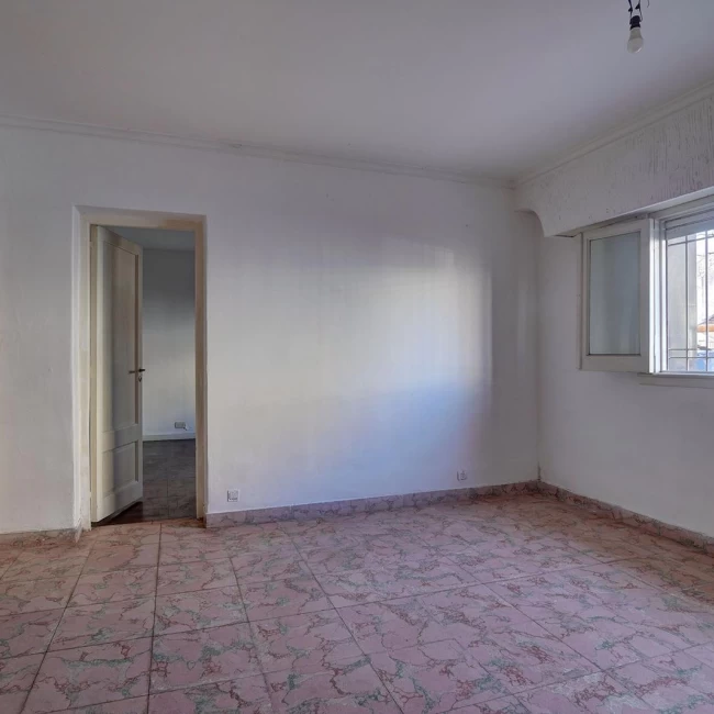 Venta | Departamento  3 ambientes| Sin expensas | Planta Baja | Frente |  Patio  | Floresta