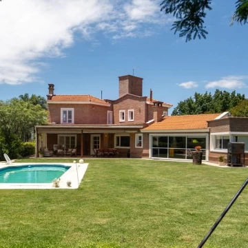 Casa en venta en Lomas de la Carolina – Country Golf | Zona Norte Córdoba