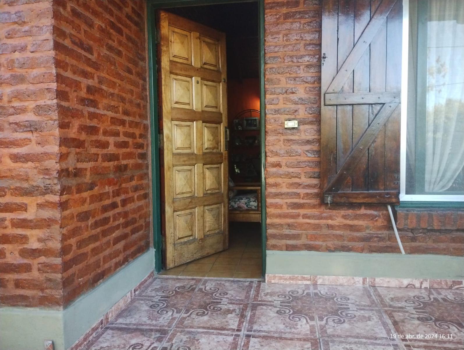 Entrada a living