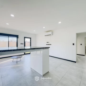 1789067604.jpg