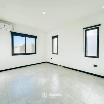 1789067605.jpg