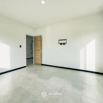 1789067605.jpg