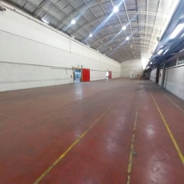 Depósito de 3849 m2 cubiertos en Alquiler - La Tablada