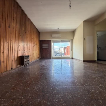 PH 3 AMBIENTES | 91 M² | MUY LUMINOSO | BALCÓN CORRIDO   PATIO