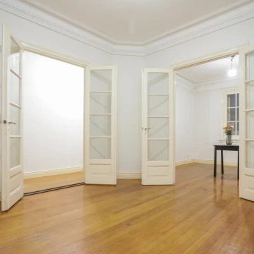 Departamento en Venta 3 ambientes, con cochera, en Monserrat