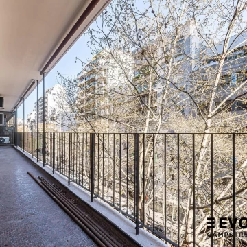 Venta Departamento 5 ambientes con cochera y baulera - Recoleta