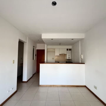 Departamento en alquiler Rosario 1 dormitorio con balcon al frente luminoso barrio Echesortu