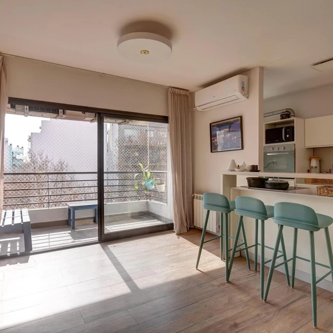 CABALLITO VENTA DEPARTAMENTO 4 AMBIENTES  BALCON FRENTE COCHERA FIJA CUBIERTA