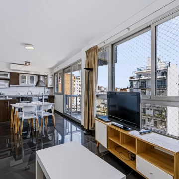 Departamento en Caballito, Vista abierta, Piso alto, 1 cochera, baulera y amenities
