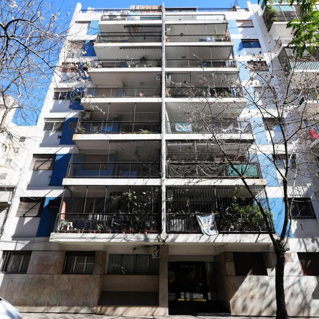 Departamento Venta 4 ambientes con dependencia en Almagro venta