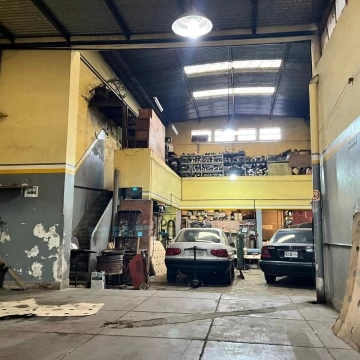 VILLA CRESPO GALPON DEPOSITO LOCAL BODEGA ETC ETC MULTIUSO DE 360 m2 EN UNA PLANTA