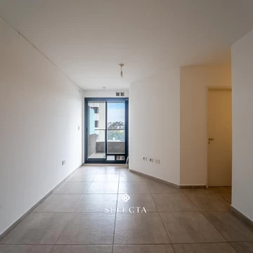 Vivir en General Paz: moderno 2 ambientes con balcón y calefacción por radiadores en Av. 24 de Sep.