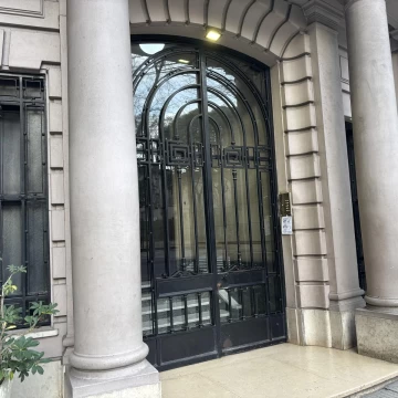 Alquiler Departamento apto profesional / Oficina PB 7 ambientes - en Palermo Chico