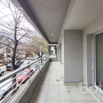 Venta Departamento 3 Ambientes. Frente. Balcón. Patio. Villa Devoto