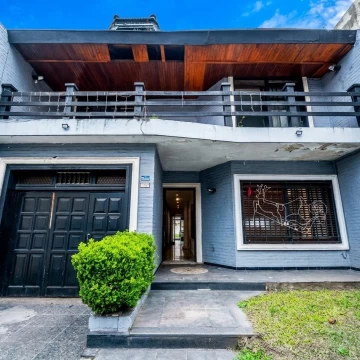 Chalet venta 5 ambientes Villa Sarmiento