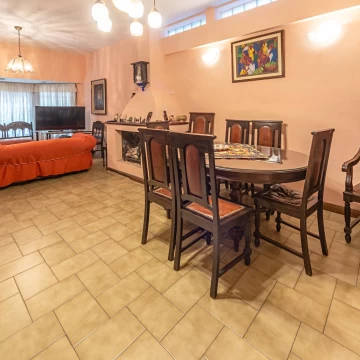 Venta  Casa 4 dormitorios Caballito
