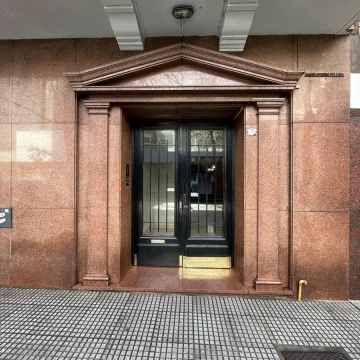 Departamento en Venta 4 Ambientes con 3 dormitorios y 2 baños / Caballito