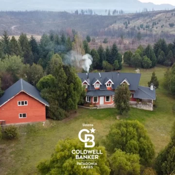 Venta Chacra 5 ha, Casa principal   casa de huéspedes - El Hoyo, Chubut Patagonia Argentina