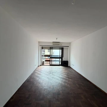 Departamento en Alquiler de 3 Dormitorios en Barrio Centro