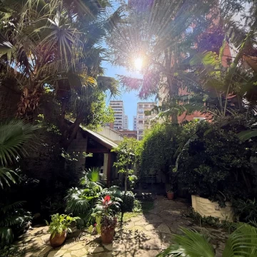 VENTA DEPARTAMENTO 5 AMB TIPO CASA CON JARDIN