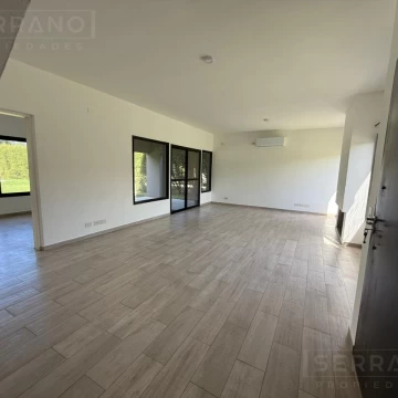 Alquiler casa 5 amb con pileta en  San Agustín, Villanueva, Benavidez