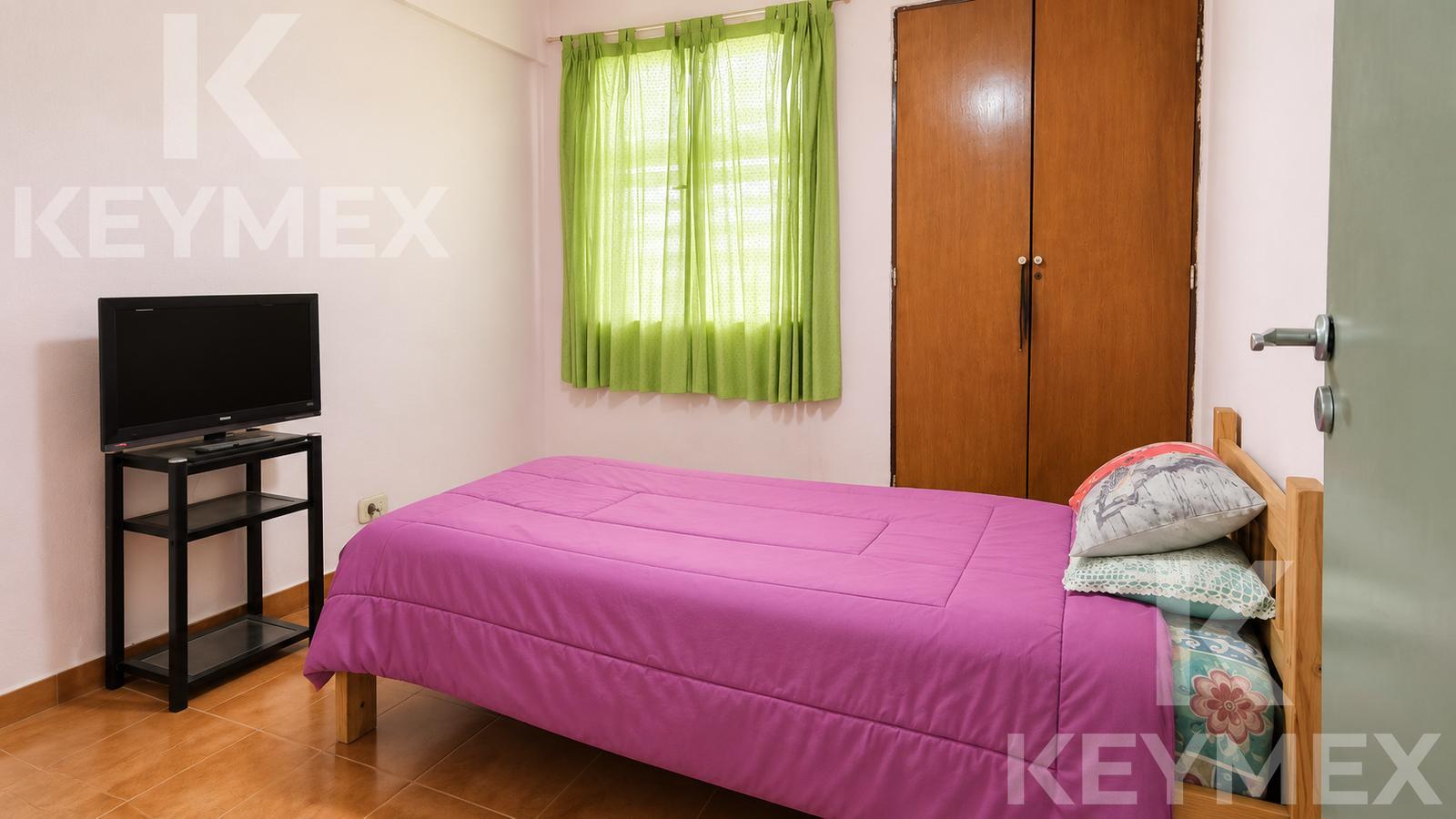 primer dormitorio con placar