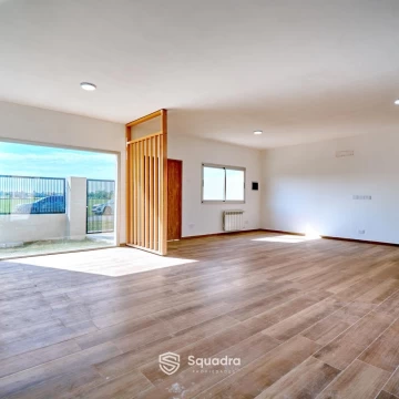 1789398836.jpg