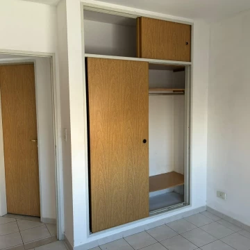 1789399043.jpg