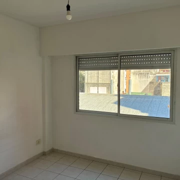1789399044.jpg