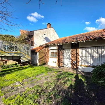 Venta Casa 3 ambientes lote propio de 449, Punta Mogotes