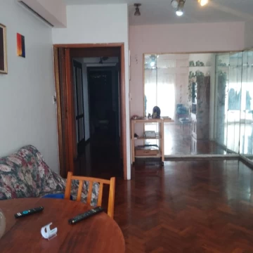 VENTA 3 AMBIENTES, FLORES APTO CREDITO