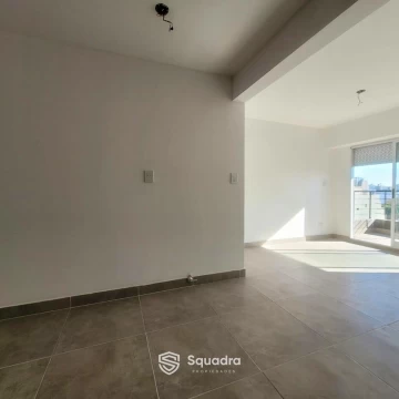 1789405947.jpg
