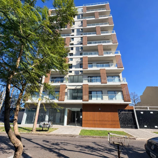 Departamento dos ambientes en venta en Remedios De Escalada a estrenar